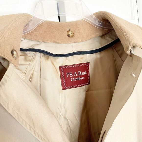 Jos A. Banks Vintage Tan Trench Coat Zip in Wool Liner and Button Collar 40 Long - Picture 8 of 15
